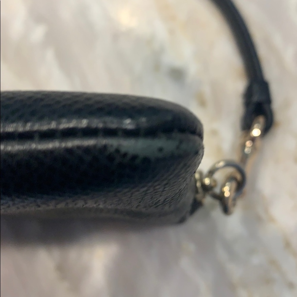 Coach Wristlet - Picture 4 of 8